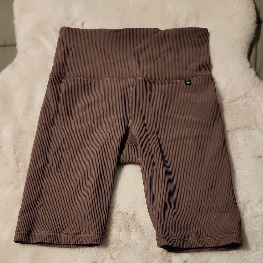 Athleta X Alicia Keys Ribbed Biker Shorts